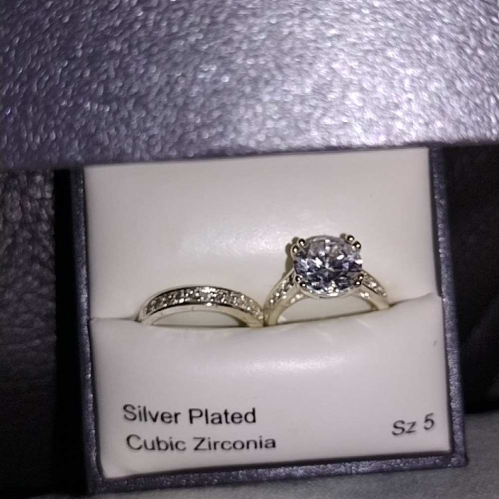 2 piece engagement ring set